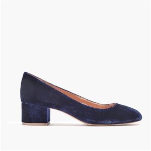 Madewell Ella Pumps in Midnight Blue Velvet